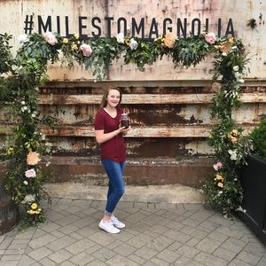 Meet your Posher, Danielle